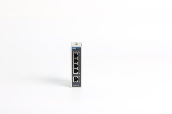 IP30 Metal Case 5 Ports 10 / 100M Panel Mount Ethernet Switch 3W