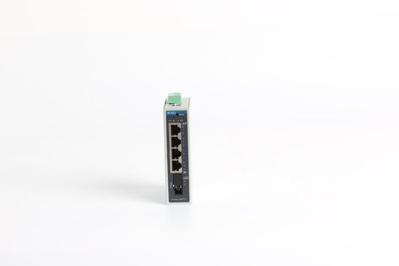 DC و AC Power 1 100M FX 4 10 / 100M RJ45 Din Rail Ethernet Switch 5 Port